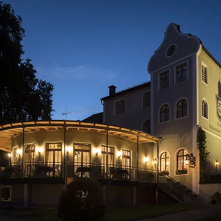 Отель Schlossgut