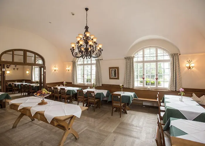 Hotel Schlossgut 3*