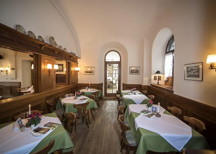 Schlossgut 3* Odelzhausen