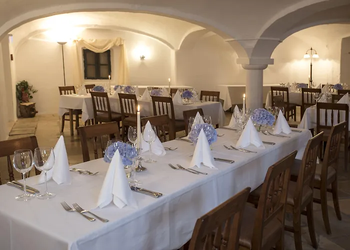Schlossgut Hotel 3*