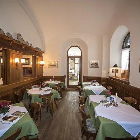 Schlossgut 3* Odelzhausen