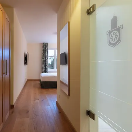 Schlossgut Hotel 3*